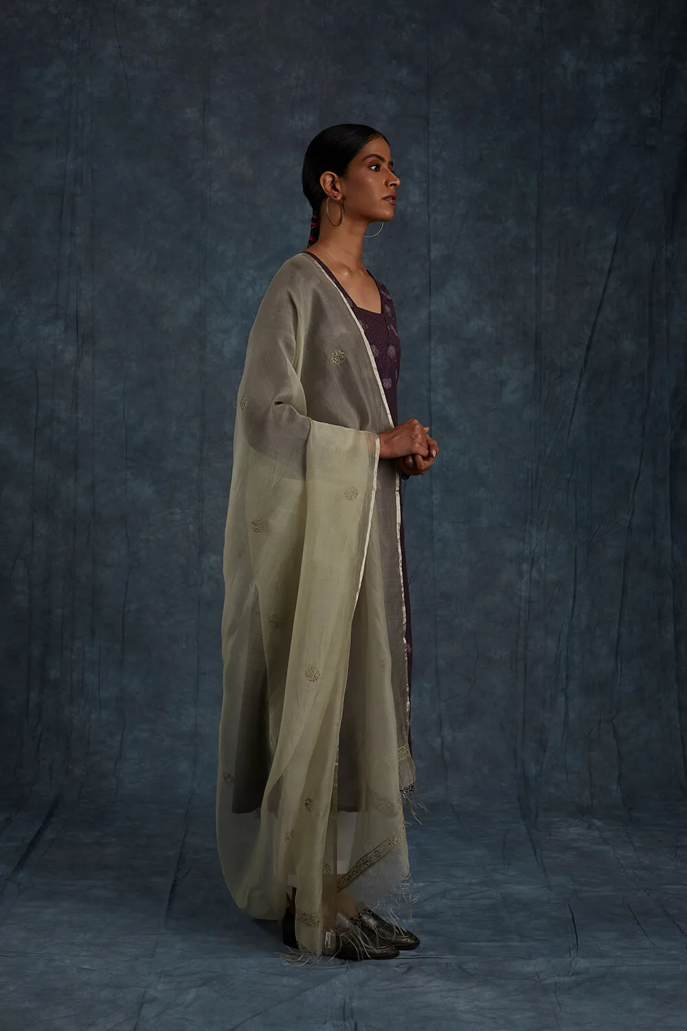Mrinali Sage Green Dupatta - Image 2