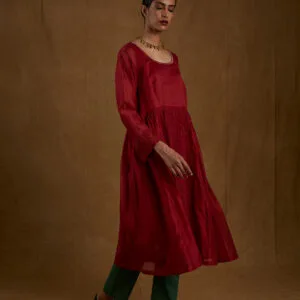 Rupini Red Kurta - Thumbnail Image 3