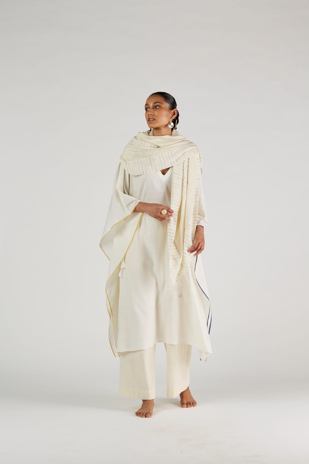 Charvi Khadi Roomal (1)