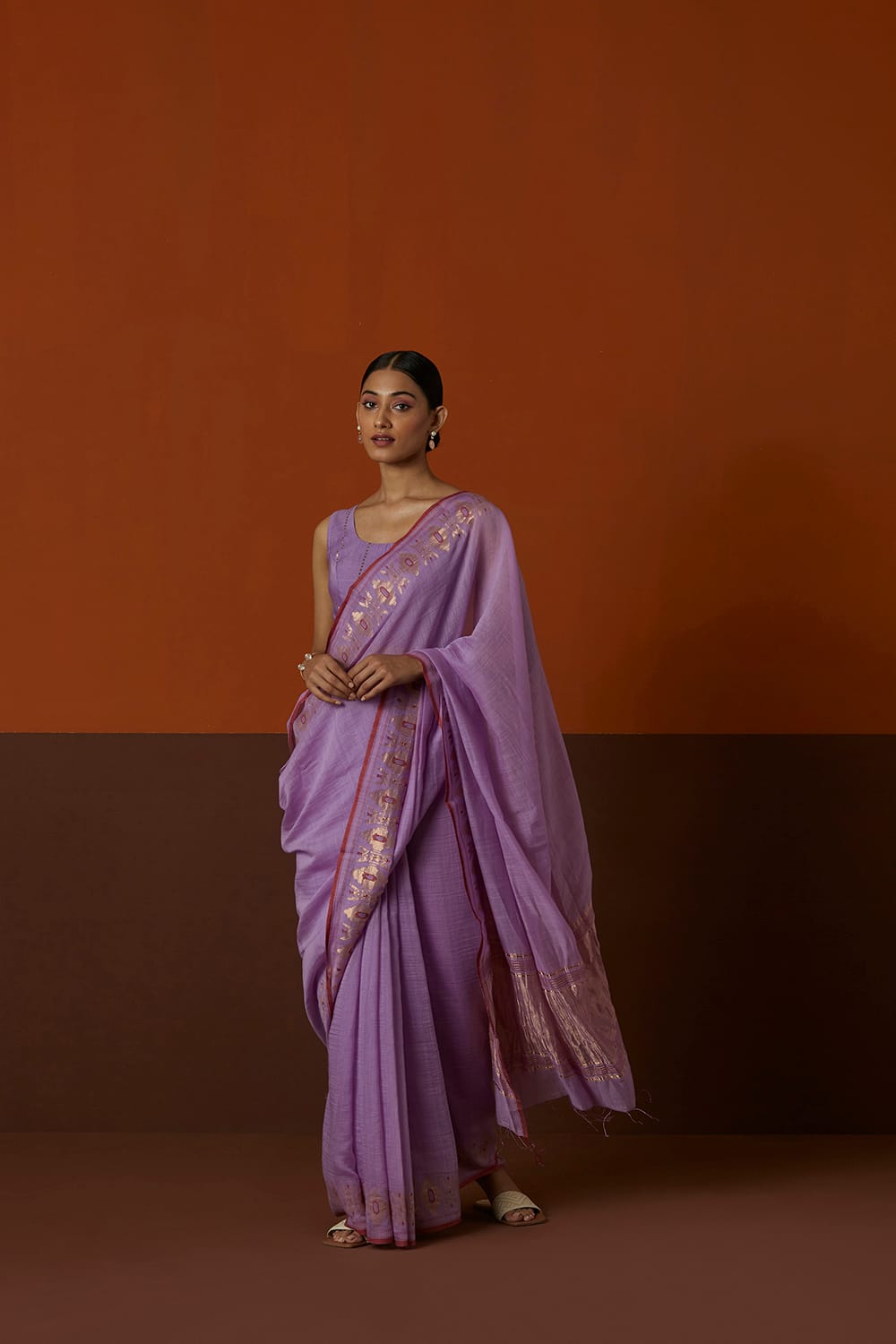 www.amzukonline.com_Aarya Saree Sadabhaar (1)